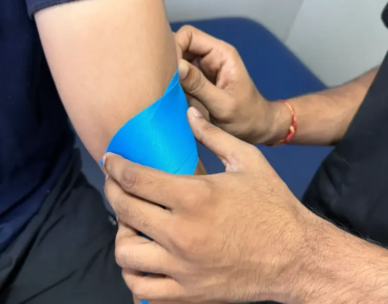 taping-therapy-1